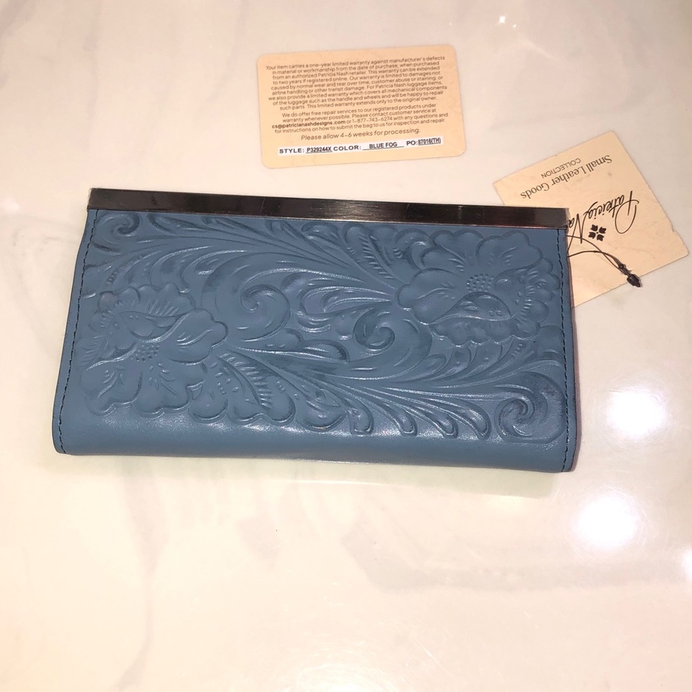 Patricia Nash Burnished Tooled Leather Cauchy Wallet Color Blue Fog NWT & Card - Picture 9 of 16